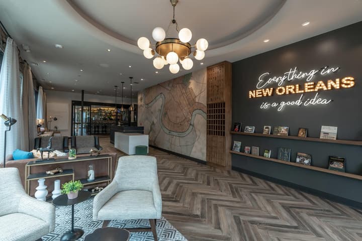 St Charles Coach House, an Ascend Collection Hotel