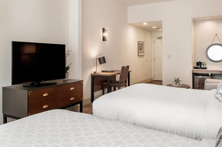 St Charles Coach House, an Ascend Collection Hotel