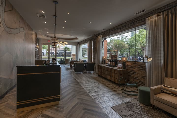 St Charles Coach House, an Ascend Collection Hotel