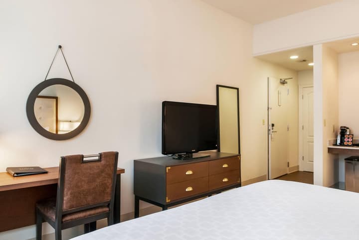St Charles Coach House, an Ascend Collection Hotel