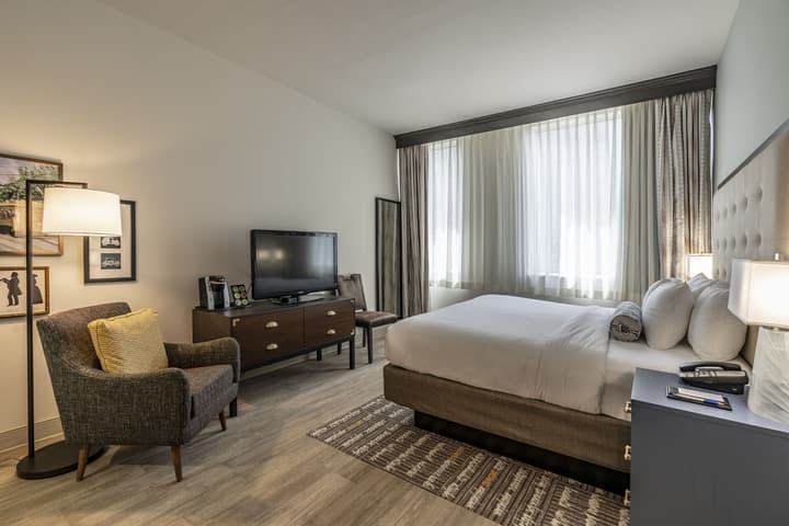 St Charles Coach House, an Ascend Collection Hotel