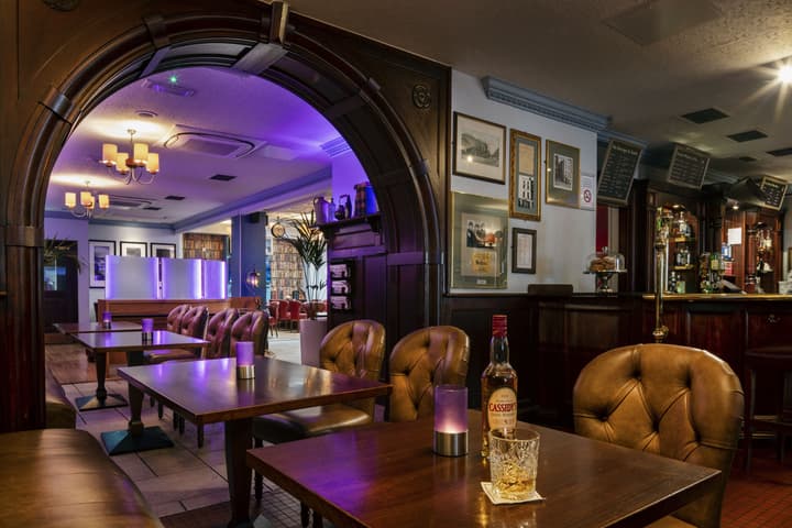 Cassidys Hotel