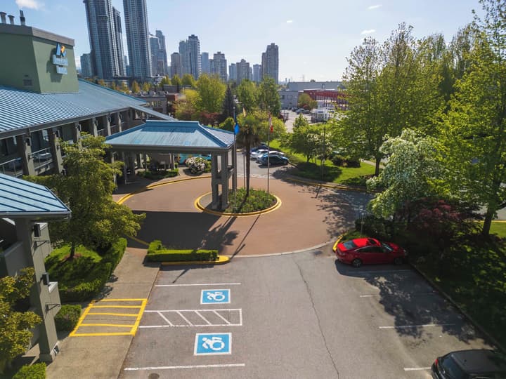 Accent Inns Burnaby