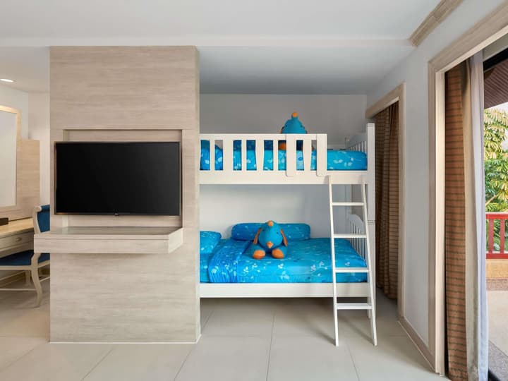 Novotel Phuket Resort