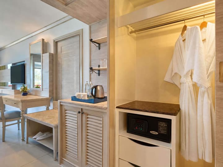 Novotel Phuket Resort