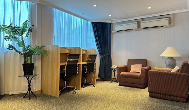 Bishop Lei International House