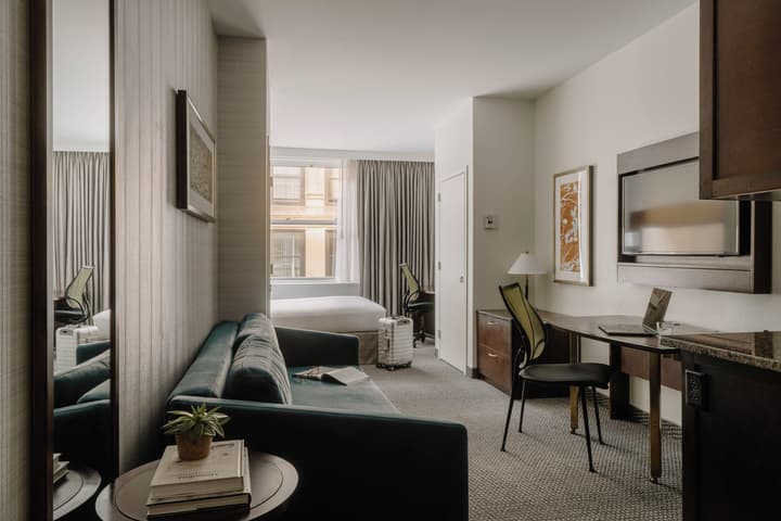 Club Quarters Hotel Faneuil Hall, Boston