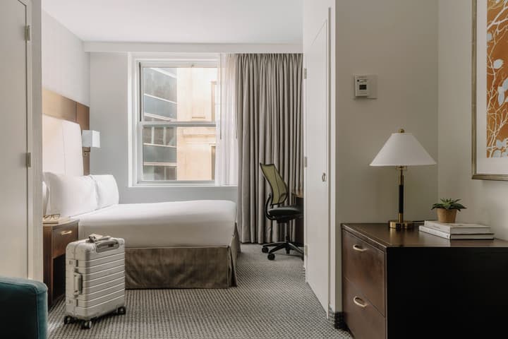 Club Quarters Hotel Faneuil Hall, Boston