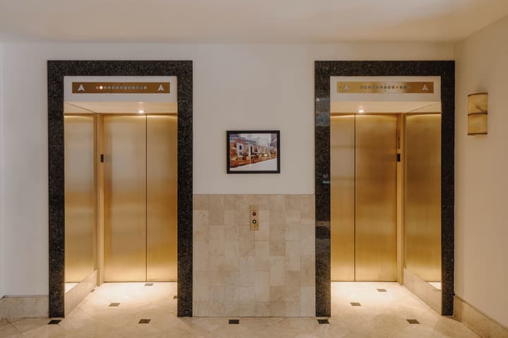 Club Quarters Hotel Faneuil Hall, Boston