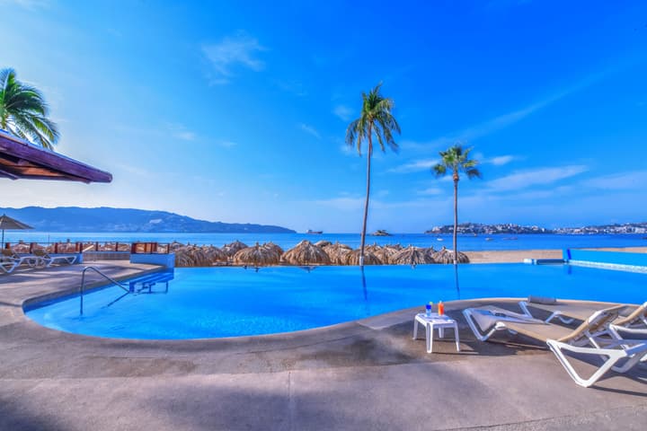 Krystal Beach Acapulco