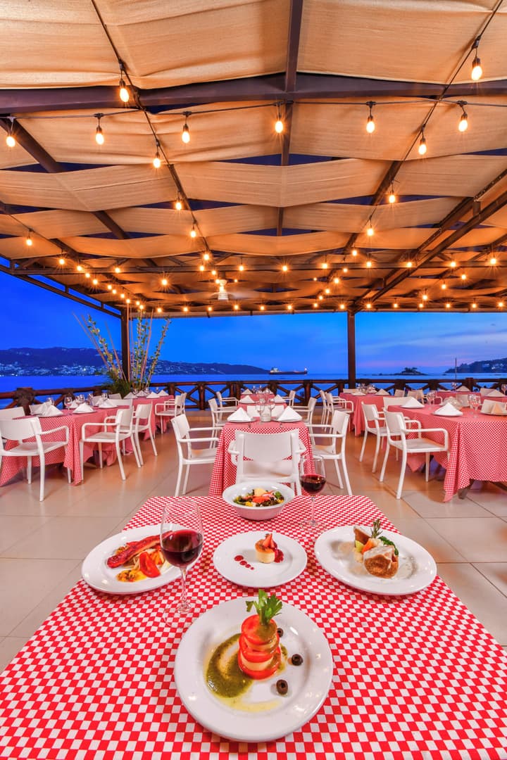 Krystal Beach Acapulco