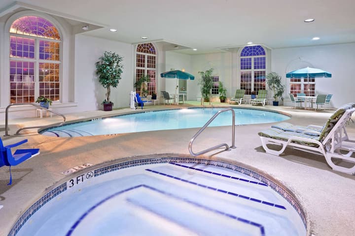 La Quinta Inn & Suites by Wyndham Cleveland Macedonia
