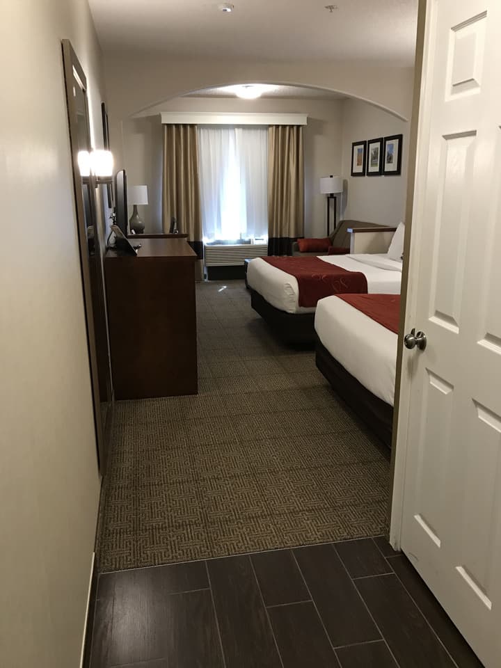 Comfort Suites Near Six Flags Magic Mountain