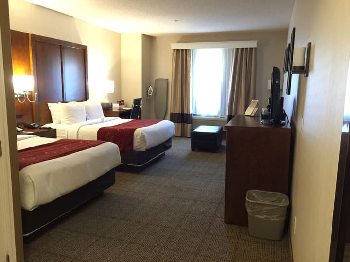 Comfort Suites Near Six Flags Magic Mountain