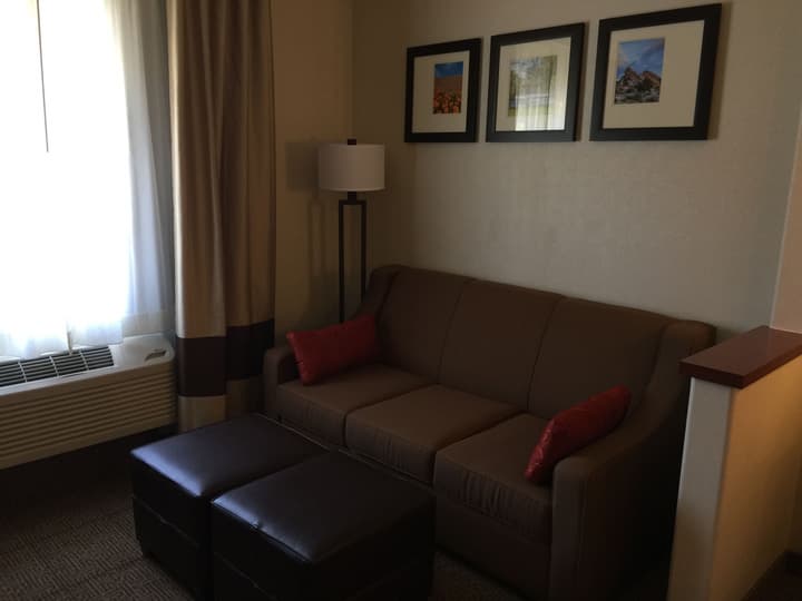 Comfort Suites Near Six Flags Magic Mountain