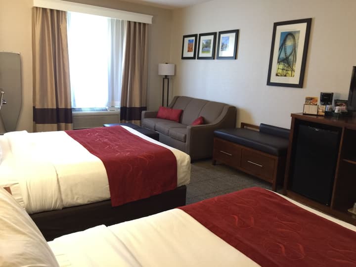Comfort Suites Near Six Flags Magic Mountain