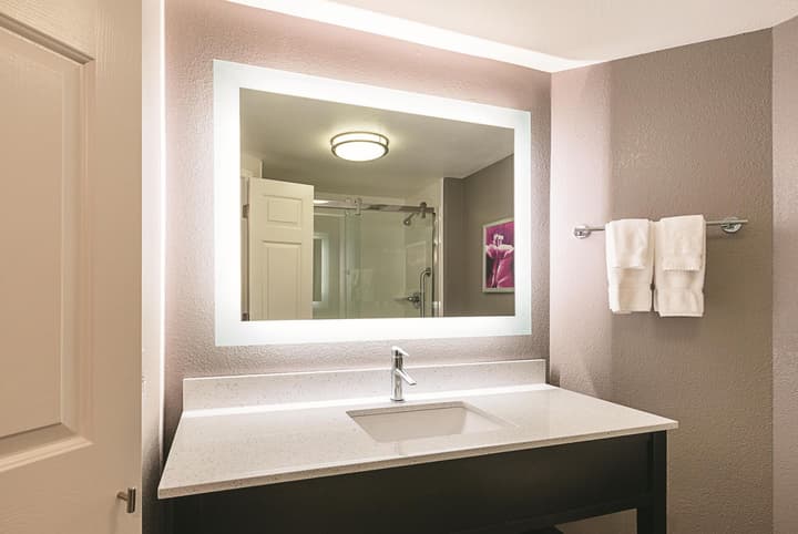 La Quinta Inn & Suites by Wyndham Atlanta Alpharetta