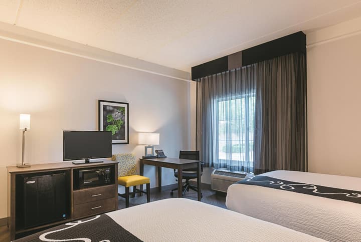 La Quinta Inn & Suites by Wyndham Atlanta Alpharetta