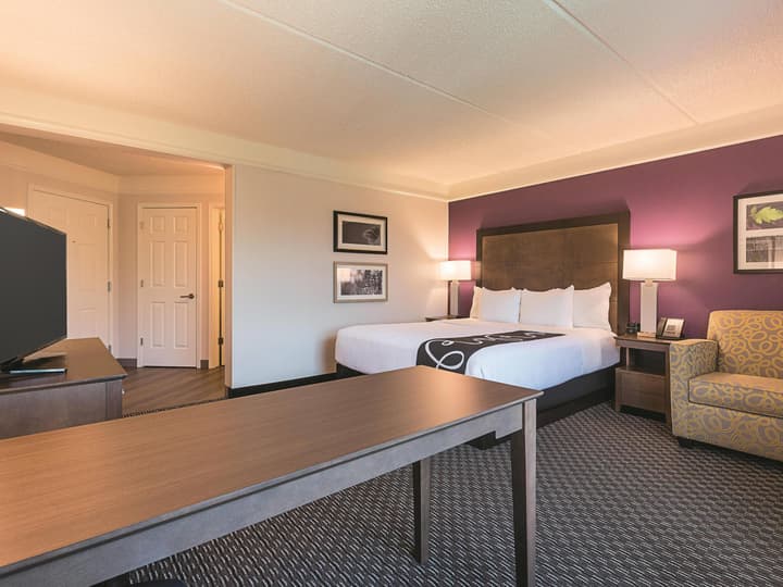 La Quinta Inn & Suites by Wyndham Atlanta Alpharetta