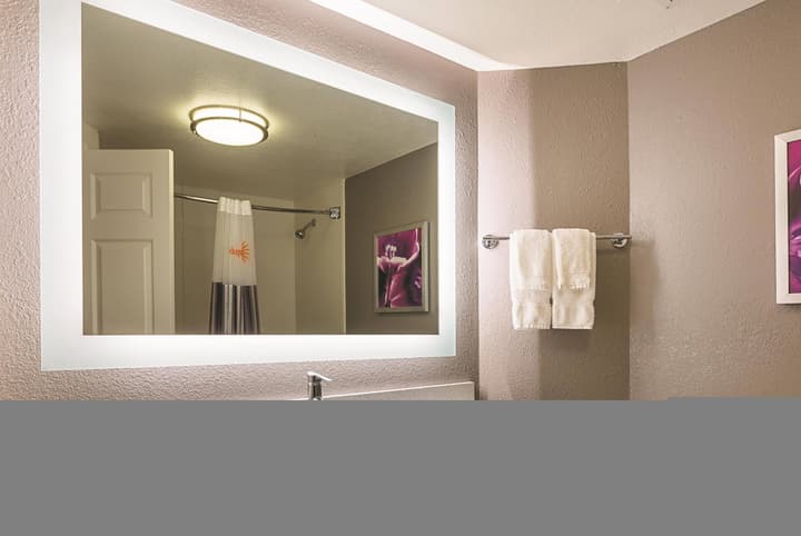 La Quinta Inn & Suites by Wyndham Atlanta Alpharetta