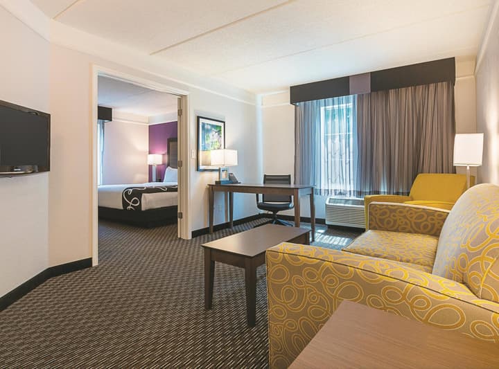 La Quinta Inn & Suites by Wyndham Atlanta Alpharetta