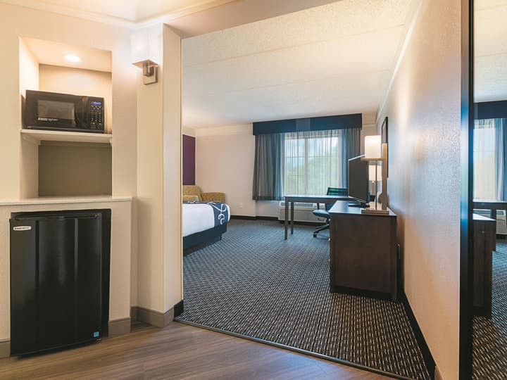La Quinta Inn & Suites by Wyndham Atlanta Alpharetta