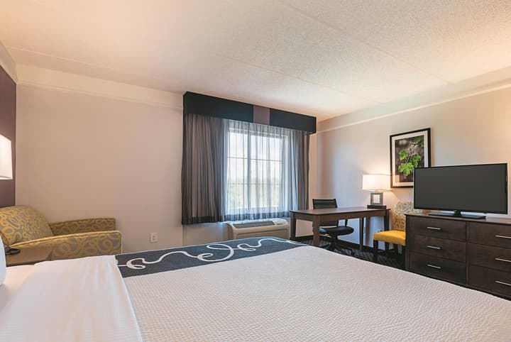 La Quinta Inn & Suites by Wyndham Atlanta Alpharetta