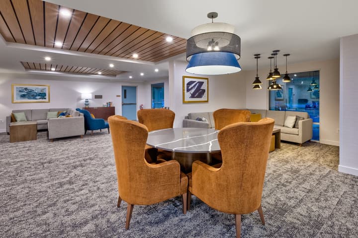 Staybridge Suites Pittsburgh Airport by IHG