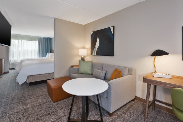 Staybridge Suites Pittsburgh Airport by IHG