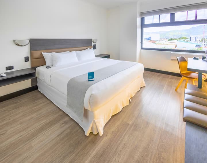 Parque del Lago Boutique Hotel