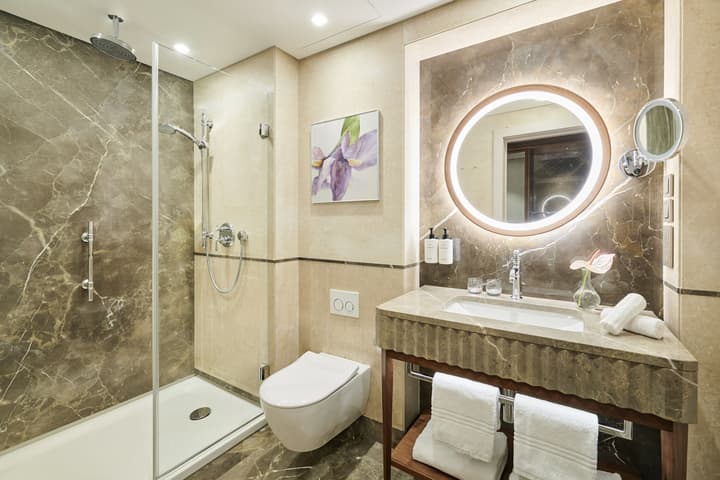 InterContinental Athénée Palace Bucharest by IHG