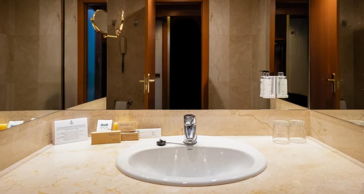 Best Western Premier CMC Girona