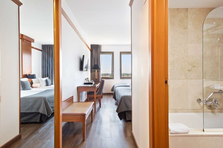 Best Western Premier CMC Girona