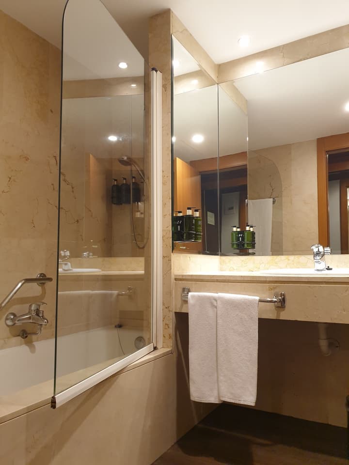 Best Western Premier CMC Girona