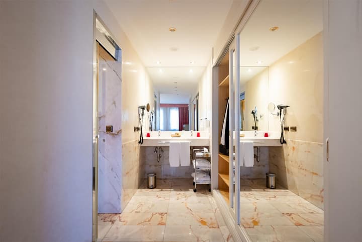 Best Western Premier CMC Girona
