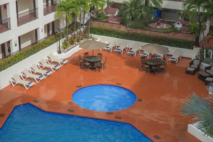 Delfin Beachfront Resort – Downtown Puerto Vallarta Optional All-Inclusive