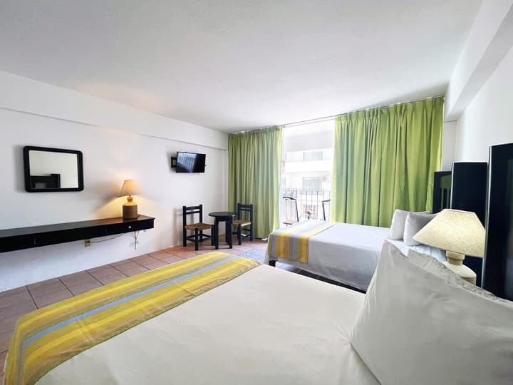Delfin Beachfront Resort – Downtown Puerto Vallarta Optional All-Inclusive
