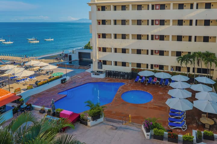Delfin Beachfront Resort – Downtown Puerto Vallarta Optional All-Inclusive