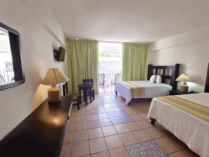 Delfin Beachfront Resort – Downtown Puerto Vallarta Optional All-Inclusive