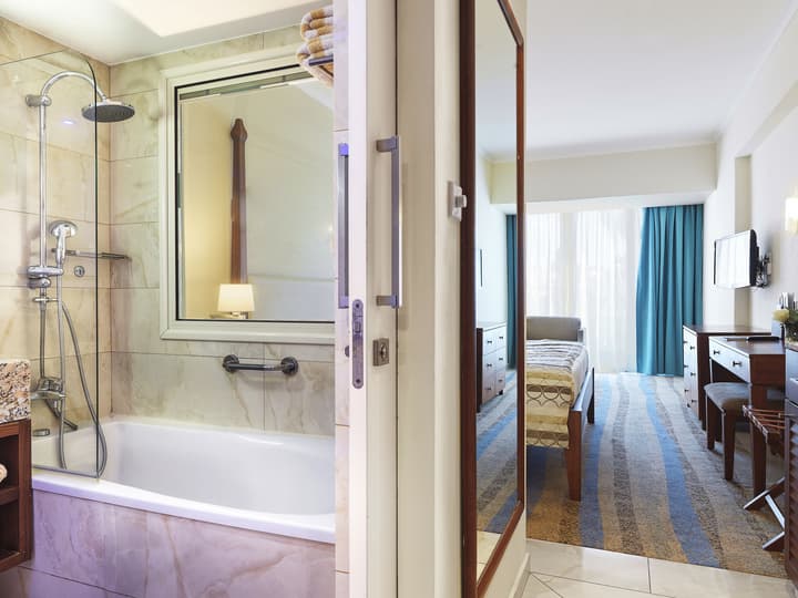 Alexander The Great Beach Hotel