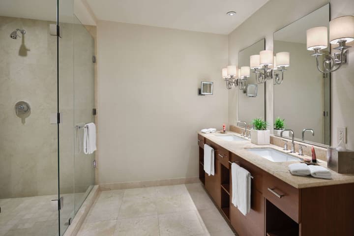 Bristol Panama, a Registry Collection Hotel
