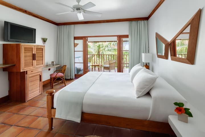 Couples Swept Away All Inclusive