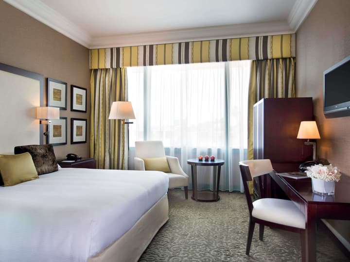 Mövenpick Grand Al Bustan Dubai