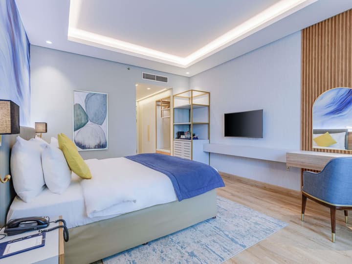 Mövenpick Grand Al Bustan Dubai
