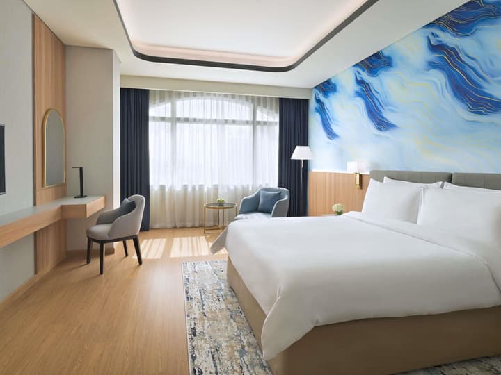 Mövenpick Grand Al Bustan Dubai