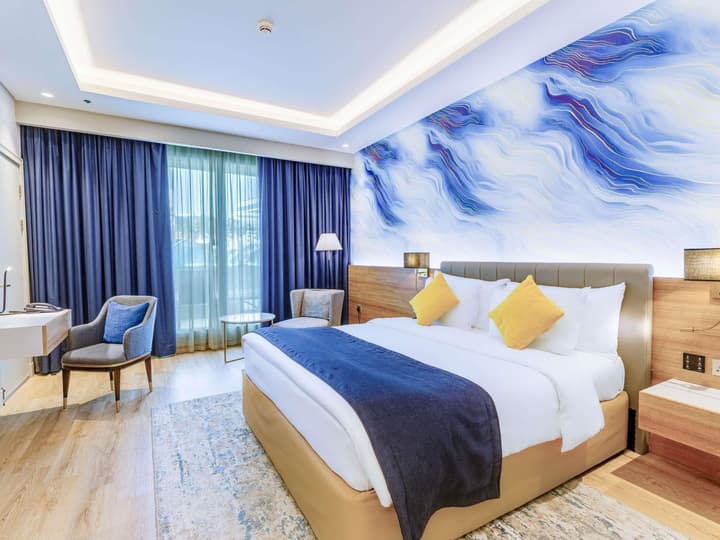 Mövenpick Grand Al Bustan Dubai