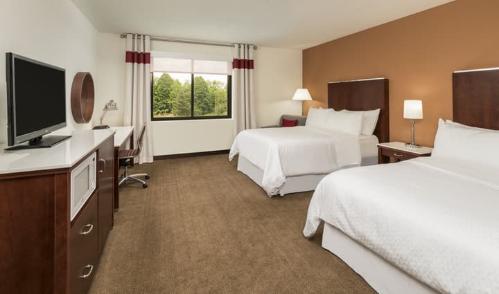 Four Points by Sheraton Boston Logan Airport Revere