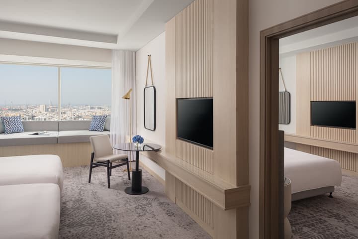 Towers Rotana
