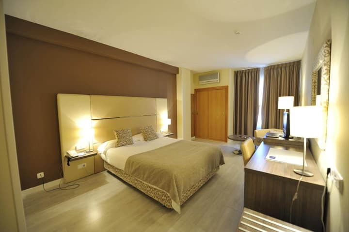 Hotel Puerta de Segovia
