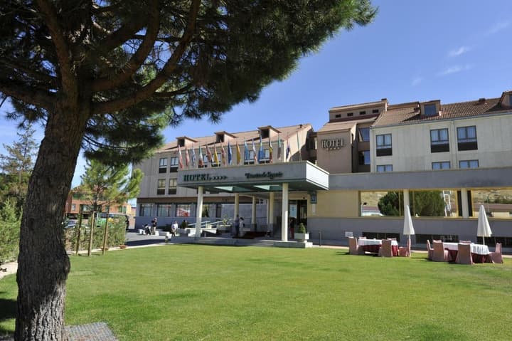 Hotel Puerta de Segovia